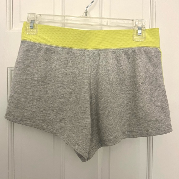 Kohls SO shorts cozy lounge essential athletic french terry short low rise tie - Picture 2 of 9